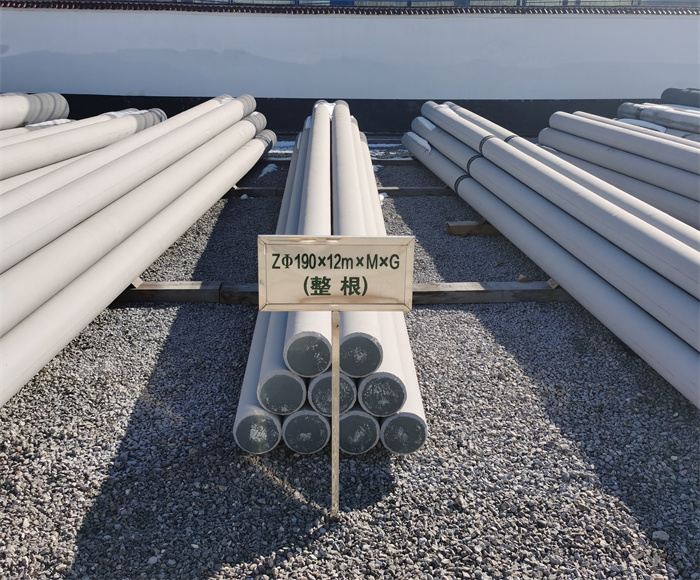 东方190×12米钢筋混凝土水泥电线杆